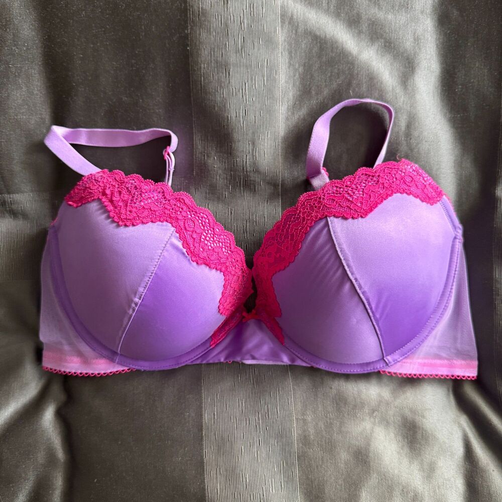 VICTORIA'S SECRET Tease Purple Pink Lace Push Up Underwire Bra Size 38D